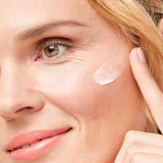 How to Layer Natural Skin Care Products: A Step-by-Step Guide for Radiant Skin